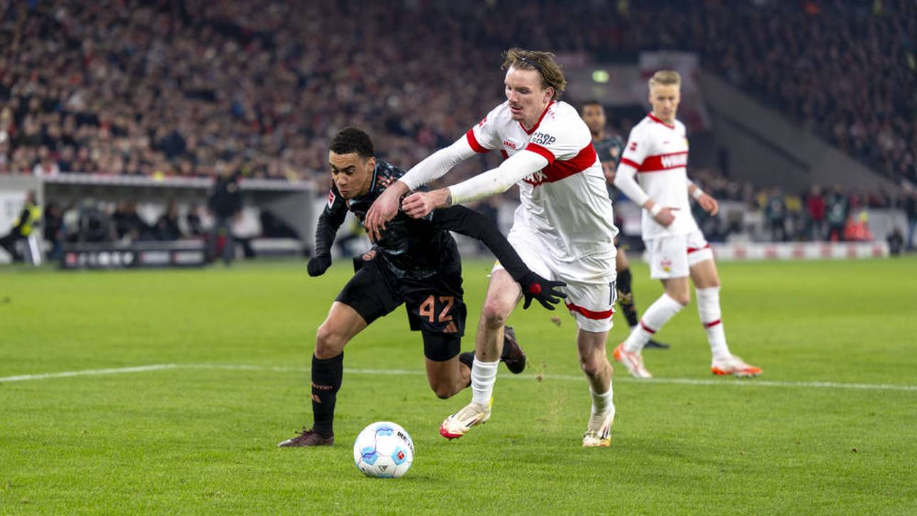 Jamal Musiala (l.) im Zweikampf mit Nick Woltemade