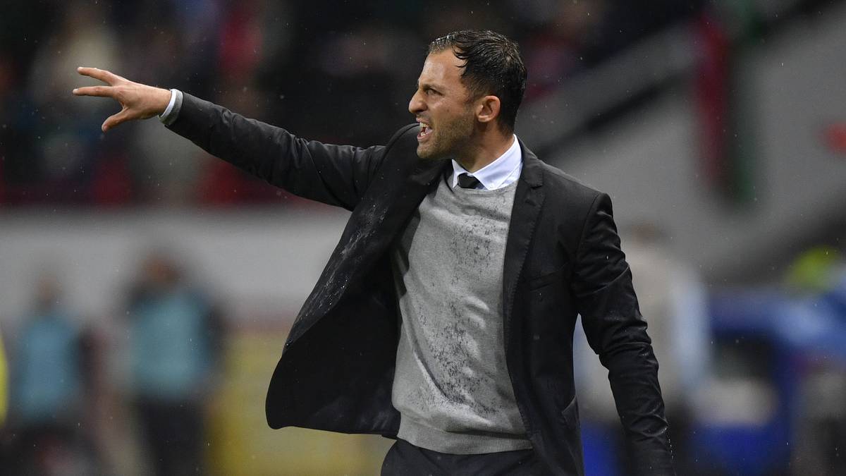 Trainer Domenico Tedesco wollte nach dem Sieg gegen Mainz in der Bundesliga nun in der Königsklasse mit dem ersten Dreier nachlegen. Doch das Spiel bei Lok Moskau wurde zur Geduldsprobe - erst kurz vor Schluss belohnte Weston McKennie die Königsblauen mit dem 1:0. Die neue Doppelsechs enttäuscht. Die Schalker in der Einzelkritik