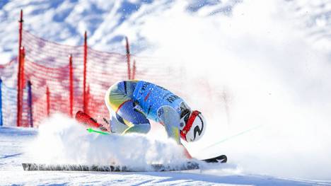Henrik Kristoffersen ist nach den schweren Stürzen in Adelboden sauer über die Kurssetzung.