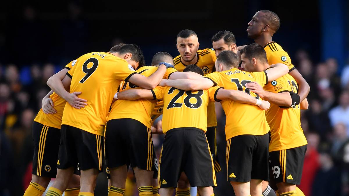 8. WOLVERHAMPTON WANDERERS - (144,1 Mio.): Der Aufsteiger begeisterte mit Offensiv-Fußball und bereitete damit dem ein oder anderen Top-Klub Schwierigkeiten (Siege gegen Manchester United, Tottenham Hotspur, FC Chelsea und FC Arsenal). Der Lohn: Eine stattliche Finanzspritze und der Einzug in die Europa League als Siebter (weil ManCity den FA Cup gewonnen hat)