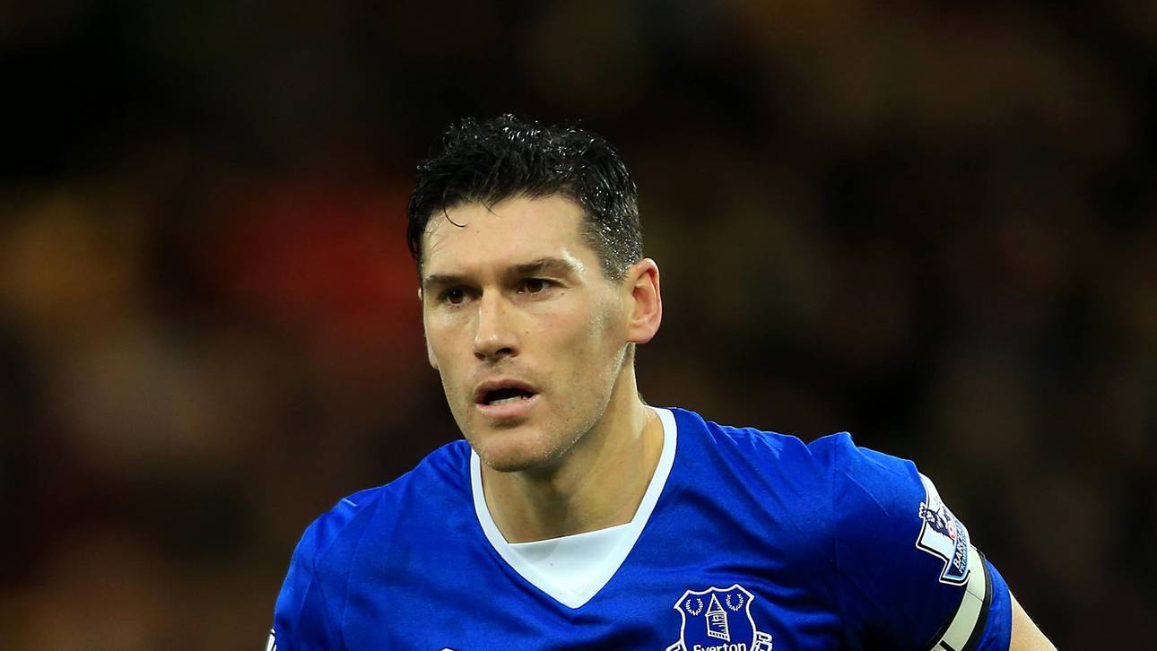 Beiß-Vorwürfe: Barry verteidigt Costa