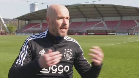 Immer wieder wird Erik ten Hag mit Top-Vereinen in Verbindung gebracht. Im SPORT1-interview äußert er sich zu den Gerüchten und Bayerns Wunschspieler Ryan Gravenberch.