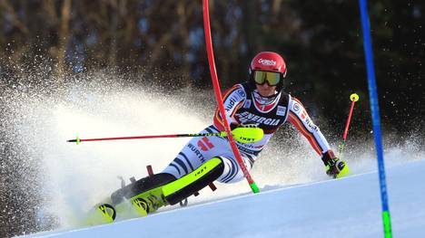 Marlene Schmotz zog sich beim Slalom in Zagreb eine schwere Knieverletzung zu
