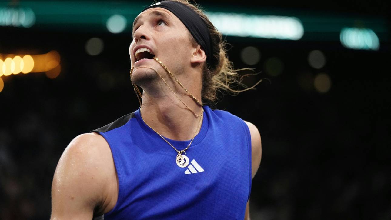 Zverev im Halbfinale von Paris