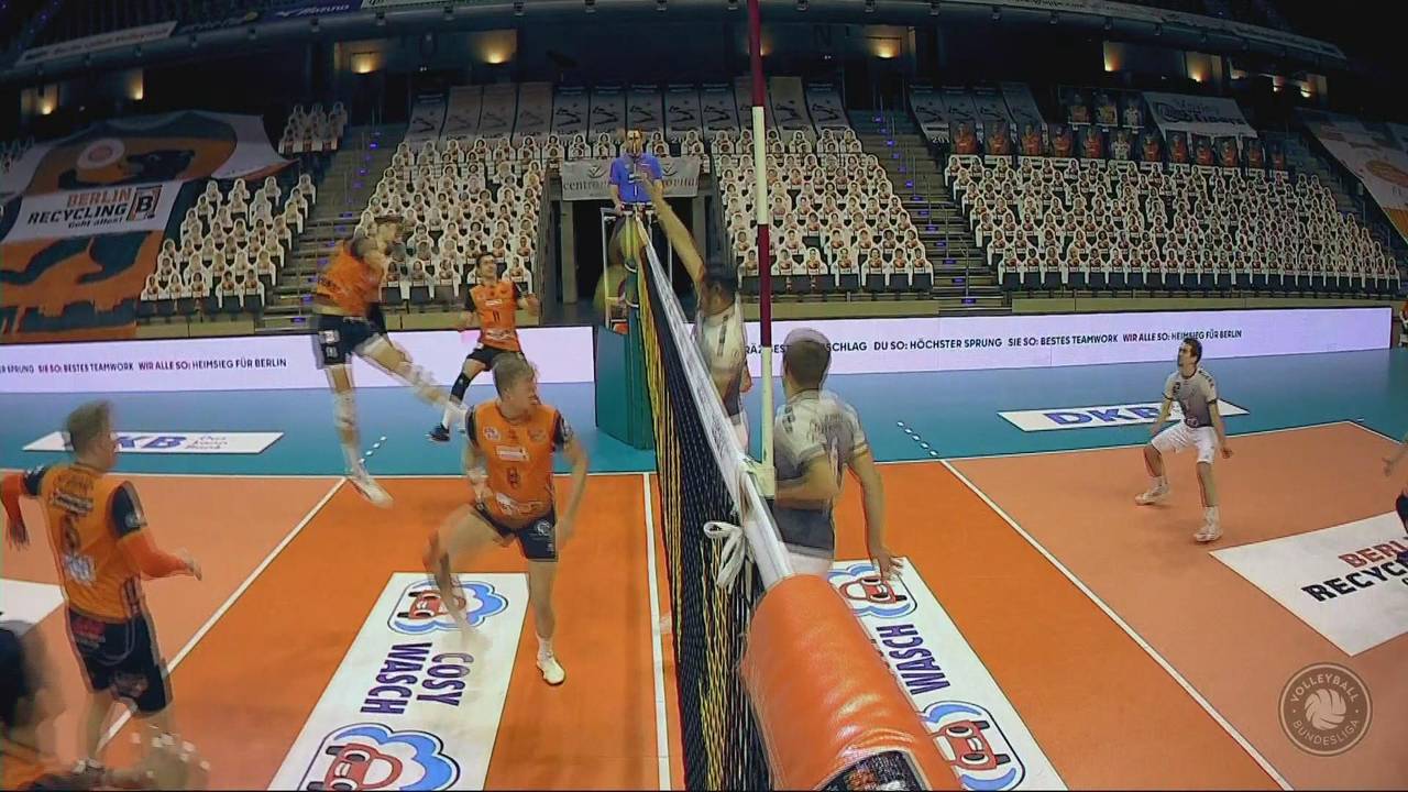 Volleyball Bundesliga: So spektakulär siegte Friedrichshafen bei den BR Volleys