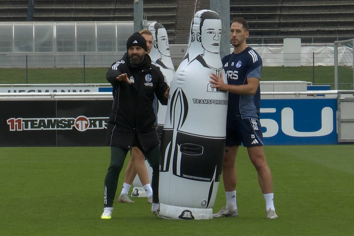 "Champions League?" Schalkes Coach scherzt im Training