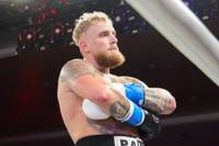 Jake Paul gewinnt den einseitigen Boxkampf gegen UFC-Fighter Mike Perry vorzeitig. Auf den Social-Media-Star wartet nun eine Legende - was einige bekannte Gesichter der Szene lauthals kritisieren. 