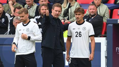 Tom Bischof hat es nicht in den WM-Kader von Julian Nagelsmann geschafft. Der Bundestrainer begründet seine Entscheidung und stellt dem Bayern-Star eine große Zukunft in Aussicht.