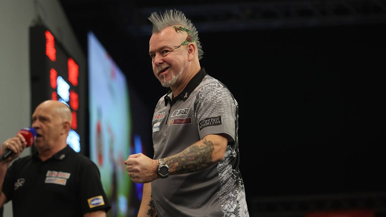 Wright folgt Price sensationell ins Finale