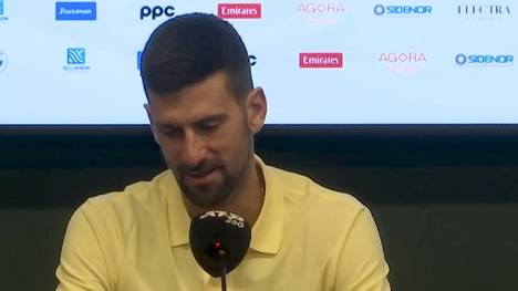 Novak Djokovic feiert seinen Sieg bei den Athens Open, muss aber kurz darauf eine enttäuschende Nachricht verkünden. Aufgrund einer Schulterverletzung sagt der Serbe seine Teilnahme an den ATP Finals ab.