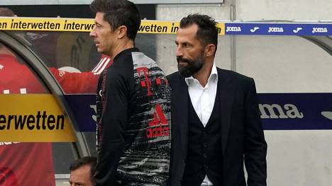 Hasan Salihamidzic (r.) und der FC Bayern haben Robert Lewandowski doch ziehen lassen