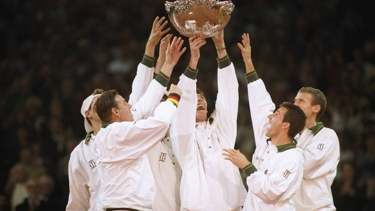 1993 DEUTSCHLAND - AUSTRALIEN: Nicht nur Becker kann quasi im Alleingang den Davis Cup gewinnen. Michael Stich prägt das Wochenende und gewinnt im Finale gegen Jason Stoltenberg und Richard Fromberg