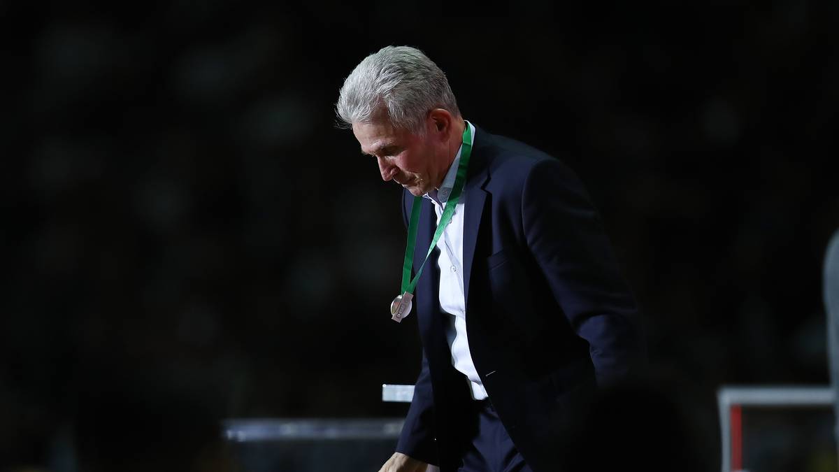 Jupp Heynckes zeigt sich als fairer Verlierer: "Es war ein Elfmeter, aber da sollten wir nicht mit unserer Kritik ansetzen. Wir hatten auch Pech mit zwei Lattentreffern, wir haben aber nicht so flüssig und druckvoll gespielt. Eintracht Frankfurt ist ein würdiger Pokalsieger."