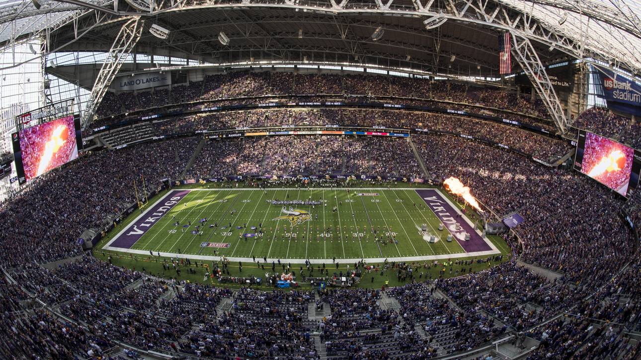 Im U.S. Bank Stadium von Minneapolis geht es in der Nacht zum Montag zur Sache
