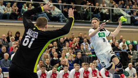 Handball-WM: Aussortierter Tobias Reichmann fliegt in den Urlaub, Tobias Reichmann (rechts) wurde aus dem deutschen Kader für die Heim-WM gestrichen