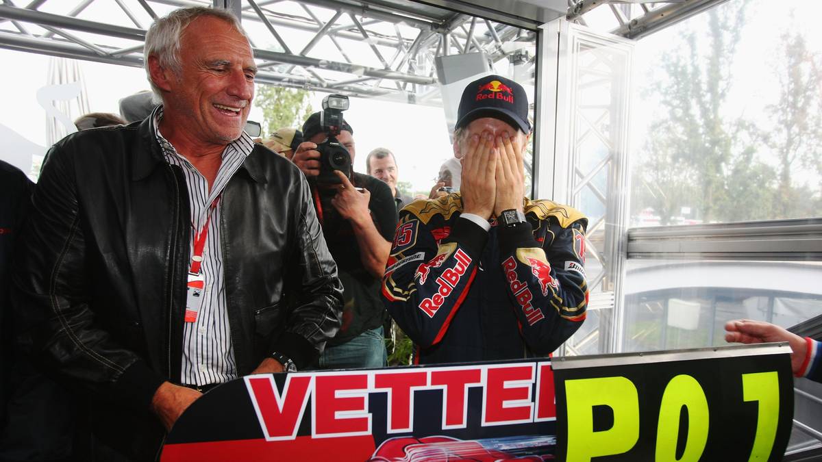 In Monza 2008 erreicht er den ersten Meilenstein seiner Karriere. Nach der ersten Pole Position, die er mit Red-Bull-Boss Dietrich Mateschitz feiert,...