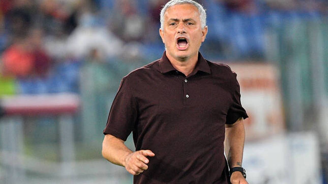 Mourinho mit der Roma Spitzenreiter