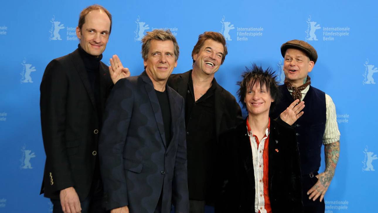 DFB ehrt „Die Toten Hosen“