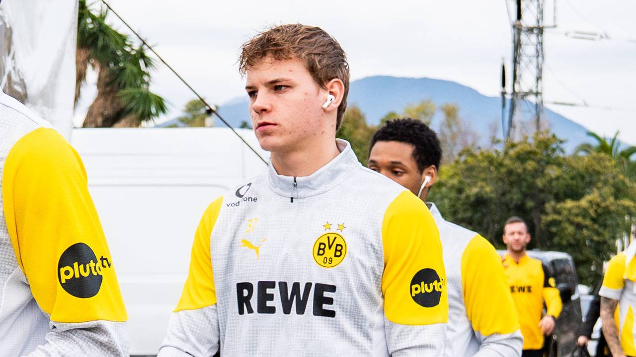 Aufsteiger macht BVB-Talent zum Rekordtransfer