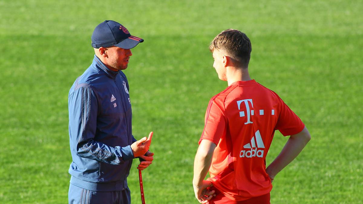 Sebastian Hoeneß schwärmt von Neuzugang Angelo Stiller vom FC Bayern