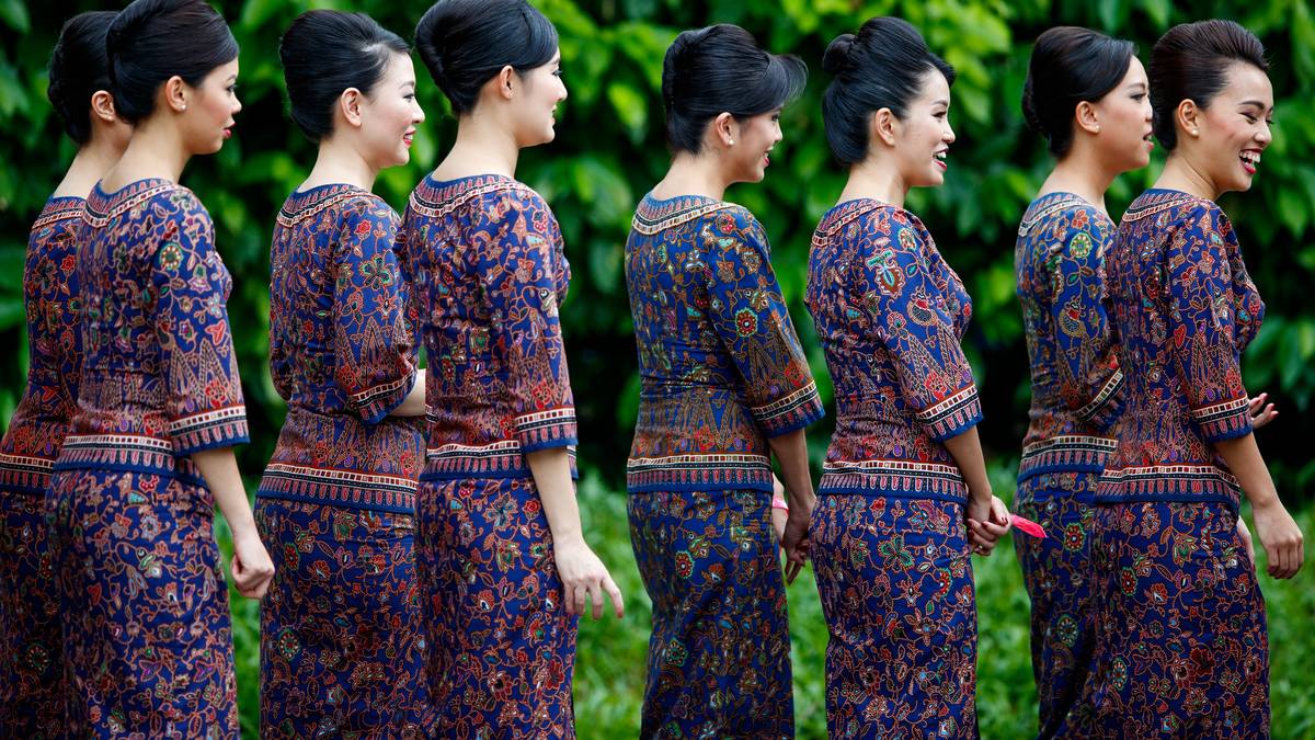 Auch wenn der Kleidungsstil der Grid Girls wohl immer gewöhnungsbedürftig bleiben wird