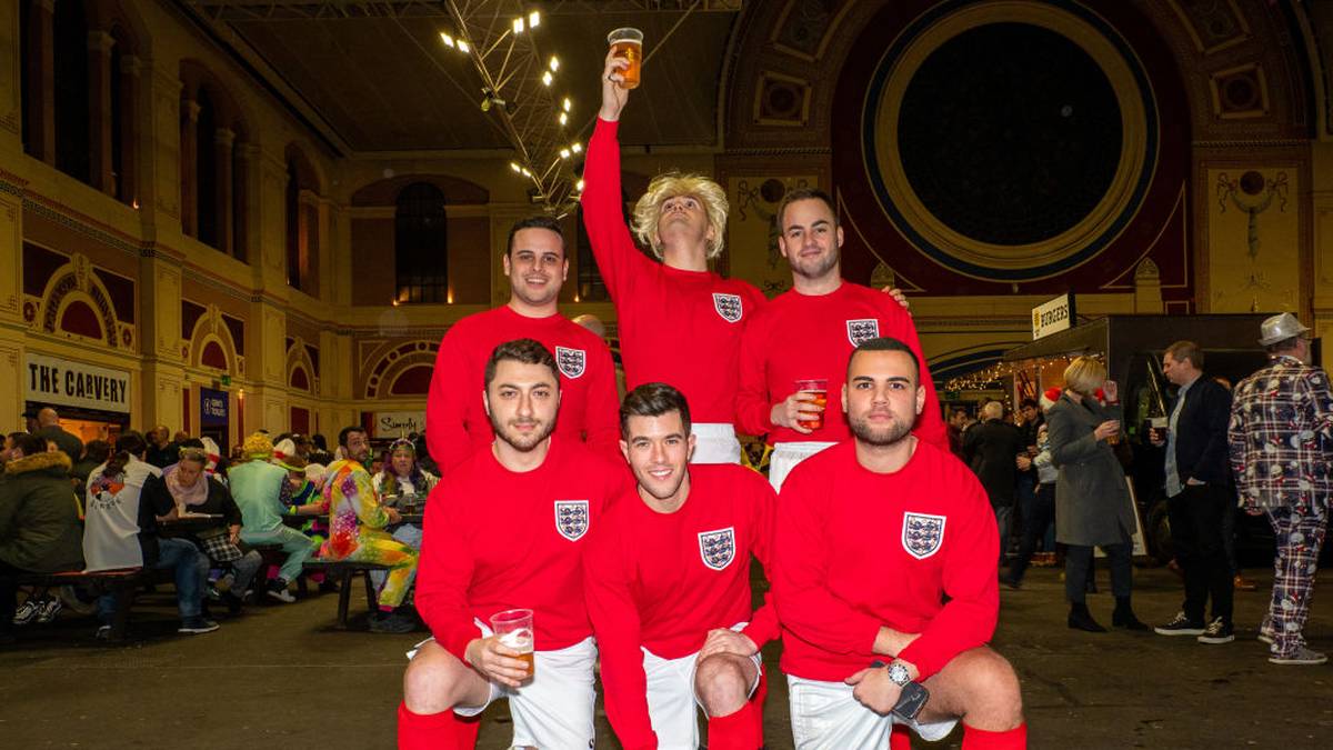 Bei der WM tummelten sich bereits einige englische Nationalspieler wie Dele Alli im Publikum. Diese sechs gehören derzeit aber nicht zum Aufgebot