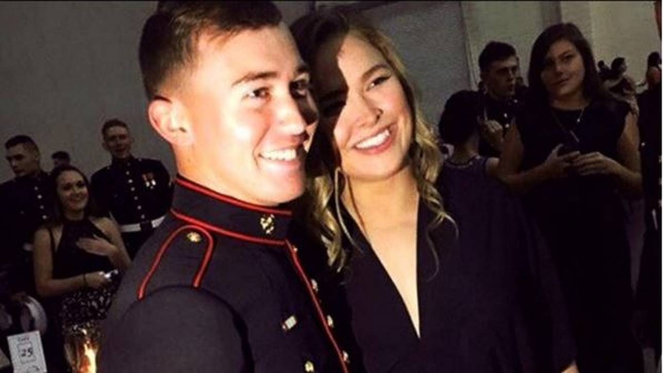 Rousey löst Date-Versprechen ein