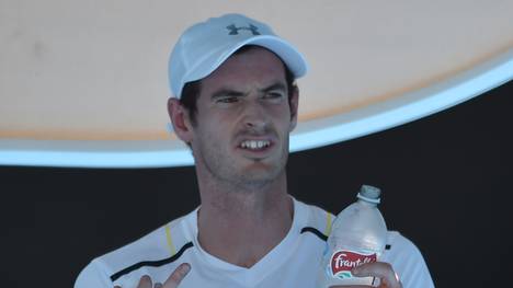 Andy Murray ist sich über die Größe seiner Wasserflasche im Unklaren