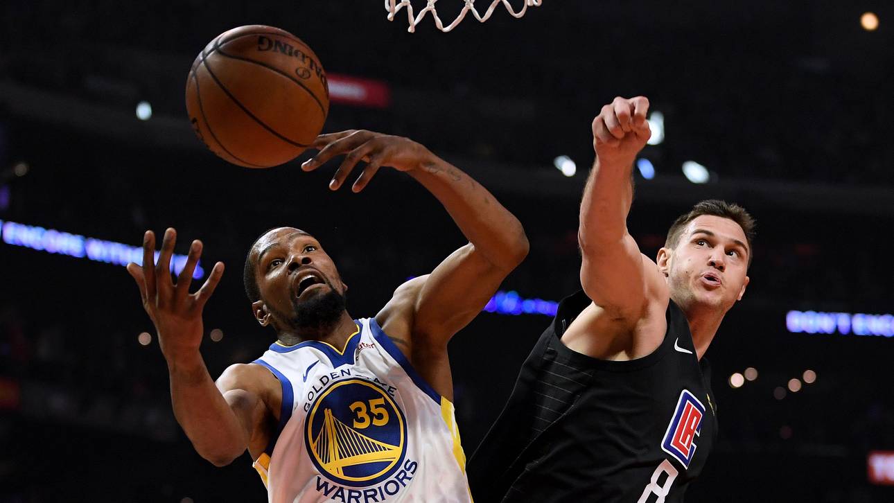 Durant führt Warriors in Runde zwei