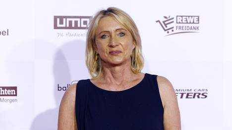 Die Europäische Fußball-Union würdigt den verstorbenen Franz Beckenbauer im Rahmen des EM-Eröffnungsspiels. Auch seine Ehefrau spielt dabei eine Rolle.