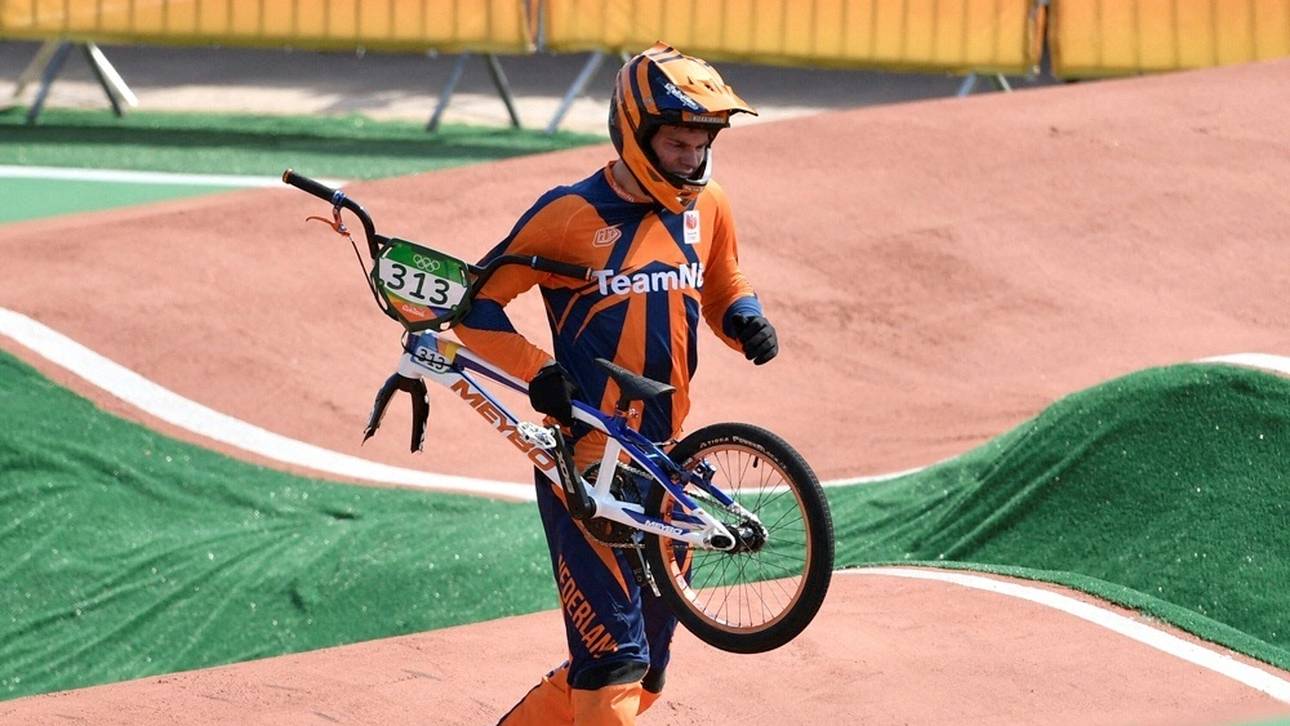 Brutaler Crash beim BMX-Training