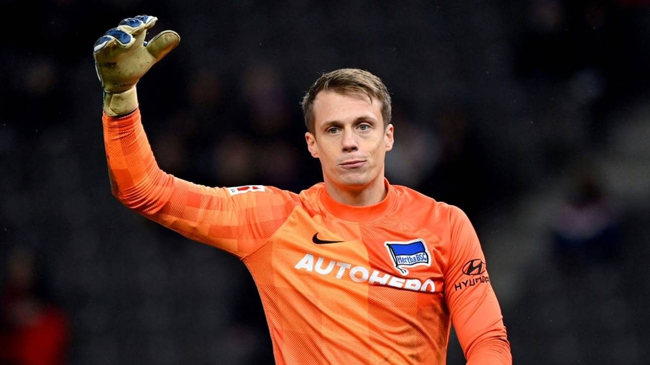 Schalke leiht Hertha-Torhüter Schwolow aus