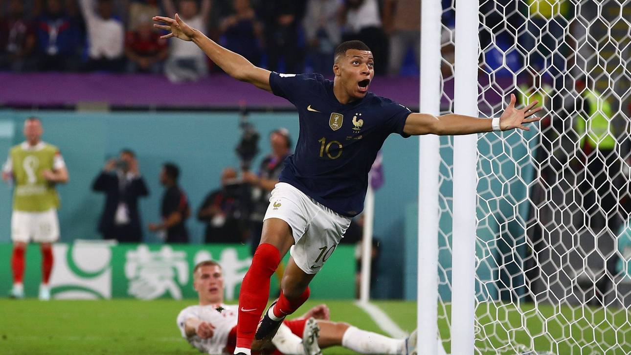 Achtelfinale! Mbappé wie Zidane