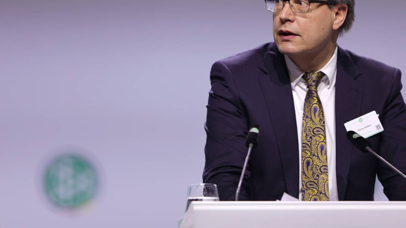 DOSB-Präsident bittet um Verzeihung