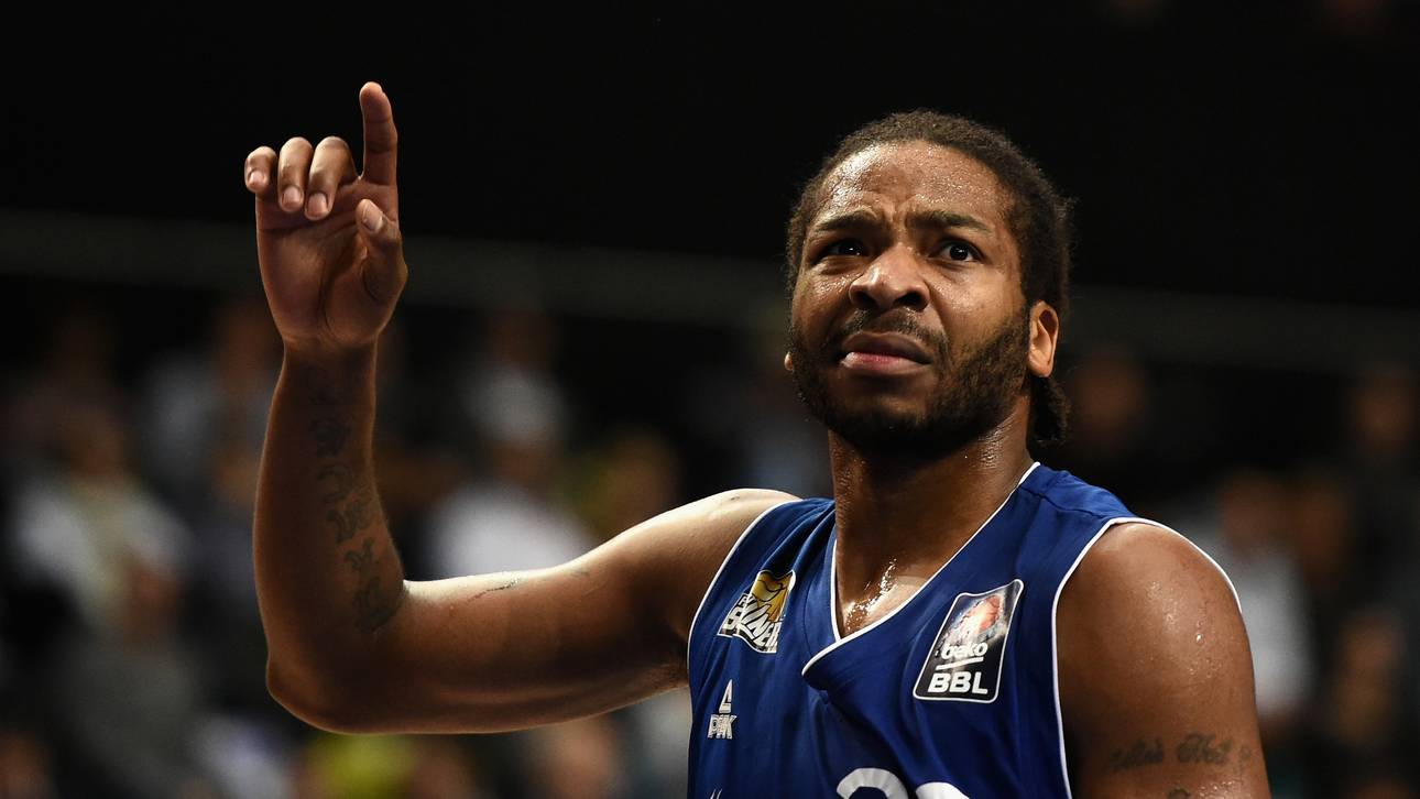 Frankfurt peilt Viertelfinale an