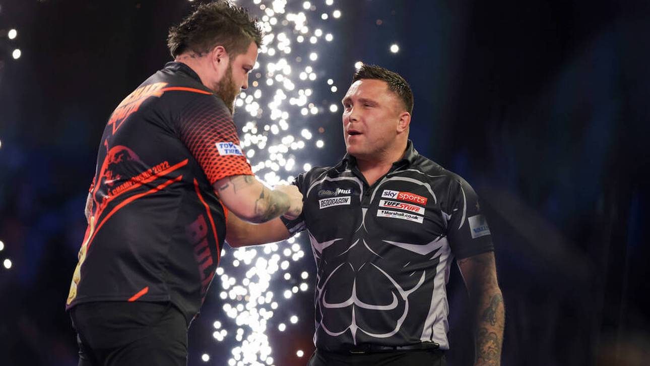 Price enthüllt Chatverlauf mit Smith