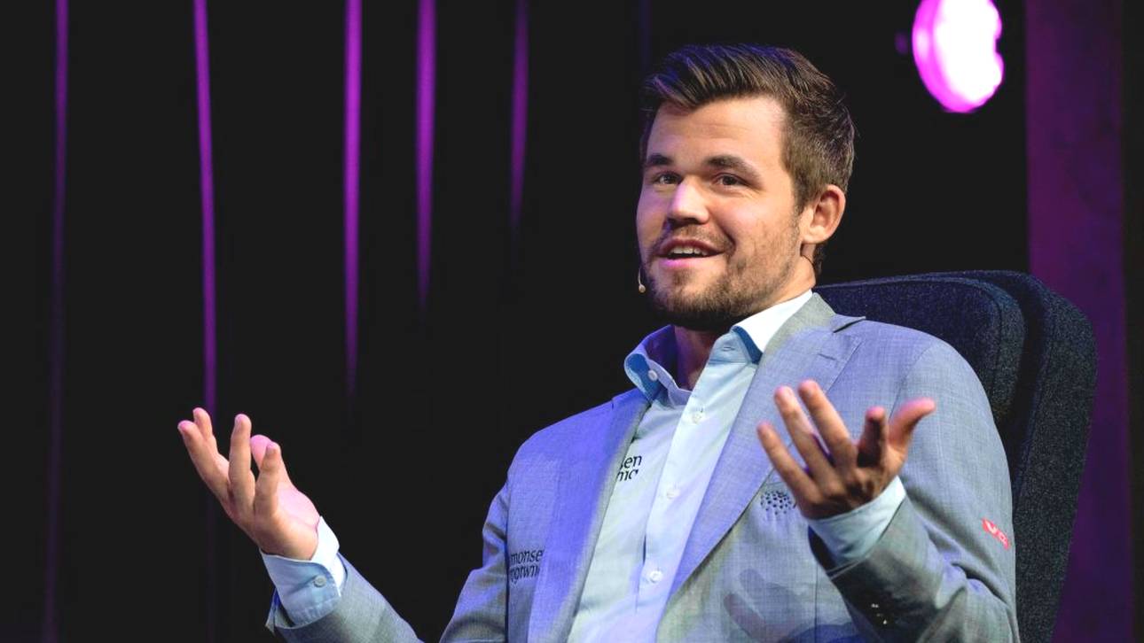 Carlsen glänzt als Fußball-Manager