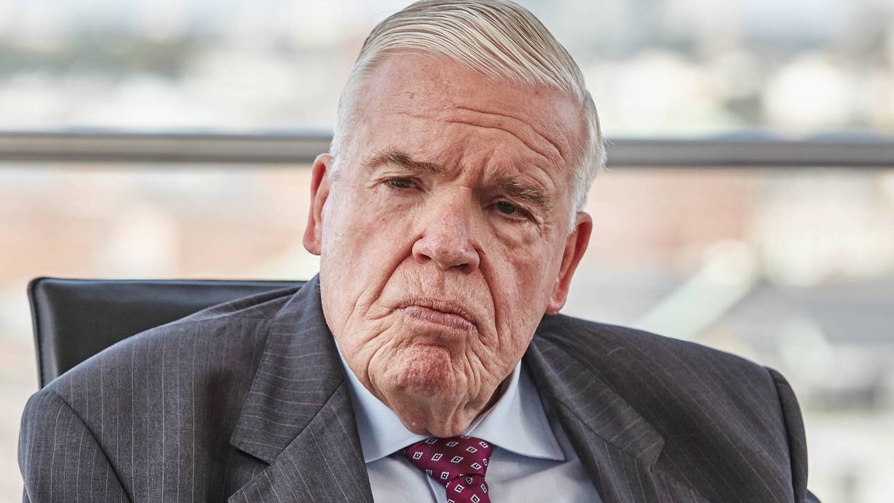 HSV-Ausstieg? Kühne hält sich zurück