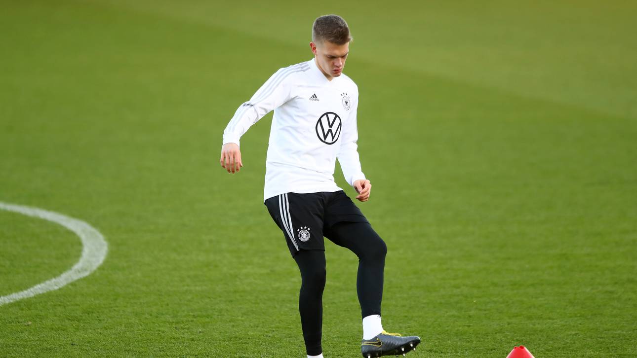 Ginter verteidigt Sane-Outfit