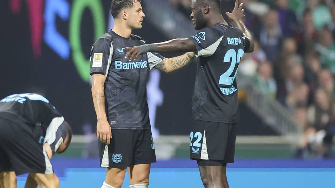 Granit Xhaka (l.) und Victor Boniface im Gespräch