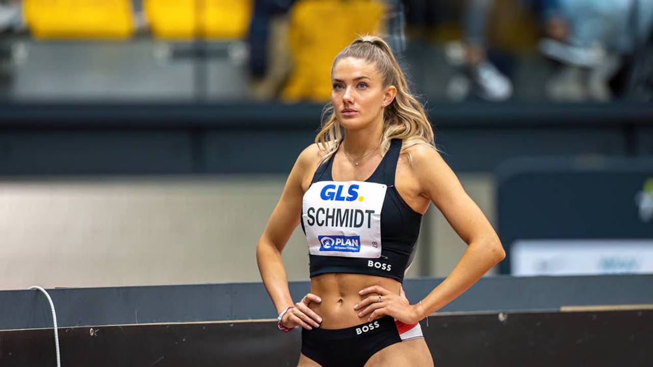 Sprinterin Alica Schmidt ist auf dem Cover der Zeitung Women's Health