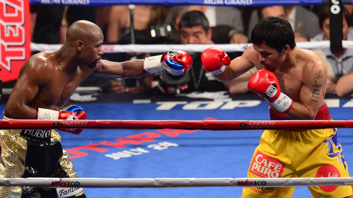 Der Fight läuft ausgeglichen...