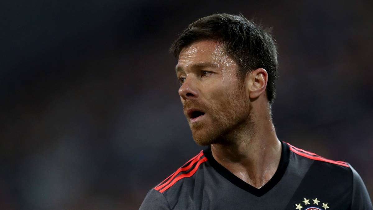 XABI ALONSO (FC Bayern): von 84 auf 82