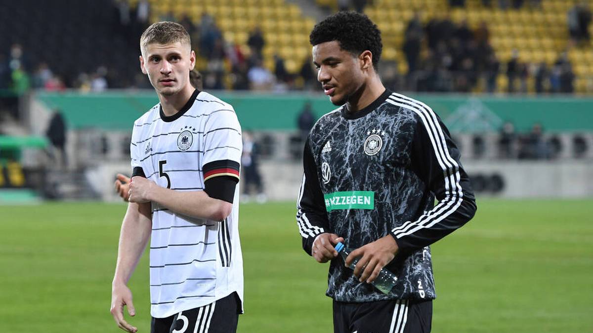 Die deutsche U21-Nationalmannschaft muss künftig ohne Malik Tillmann planen: der 19-Jährige entscheidet sich für das Geburtsland seines Vaters und läuft künftig für die USA auf. 