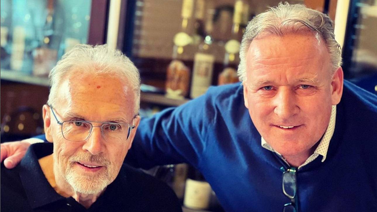 Auch Andreas Brehme stattet Franz Beckenbauer ab und an einen Besuch ab