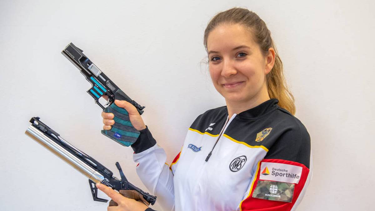 Schießen: Doreen Vennekamp kommt als Weltsportschützin 2023 nach Paris und geht als Favoritin in den Wettkampf mit der Sportpistole (25m). In dieser Diszisplin gewann sie 2023 in Baku den WM-Titel.