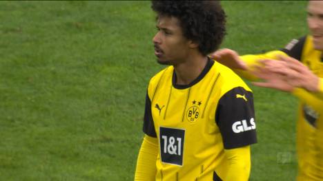 Borussia Dortmund siegt auf St. Pauli dank Matchwinner Karim Adeyemi. Sein Jubel beim 2:0 wirft die Frage aus: Was will Adeyemi damit sagen?