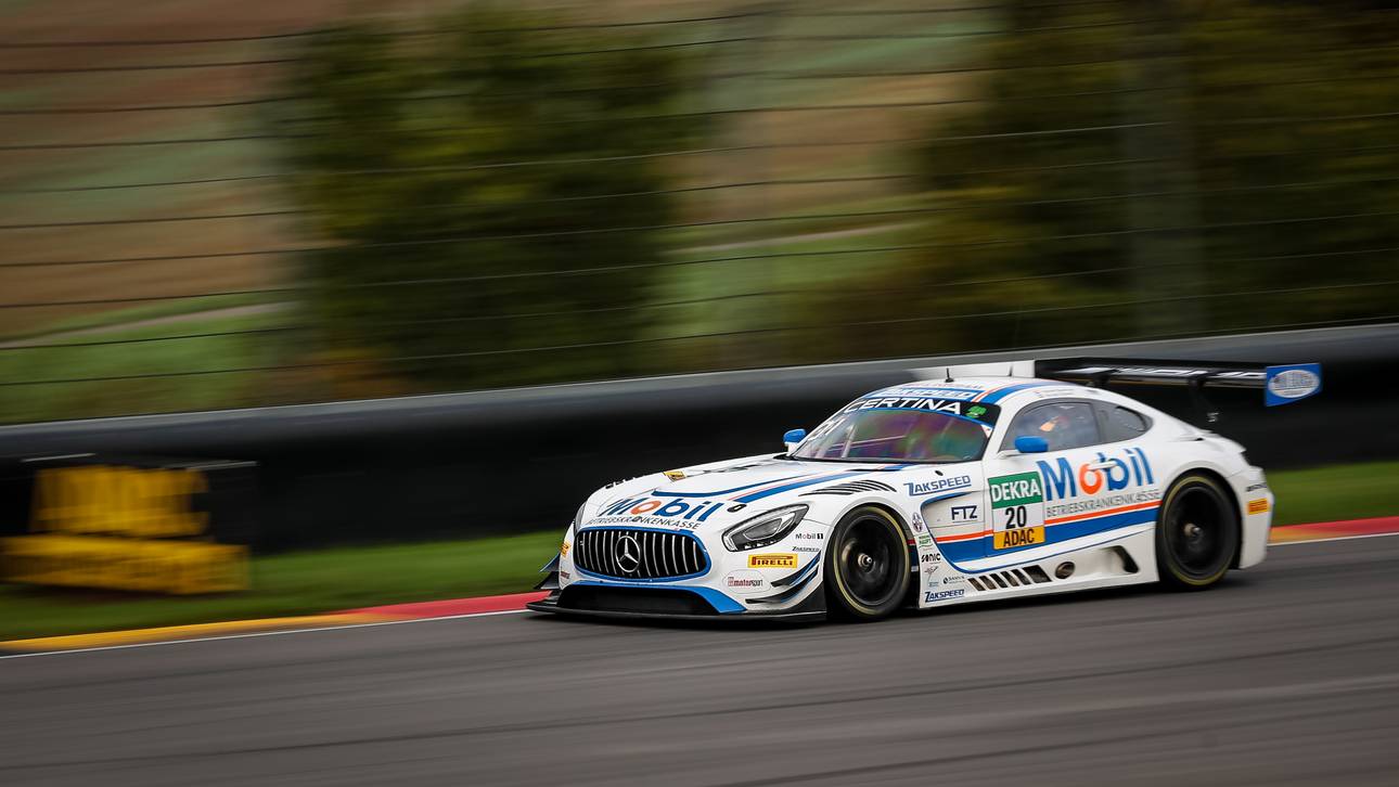 Mercedes feiert Dreifachsieg