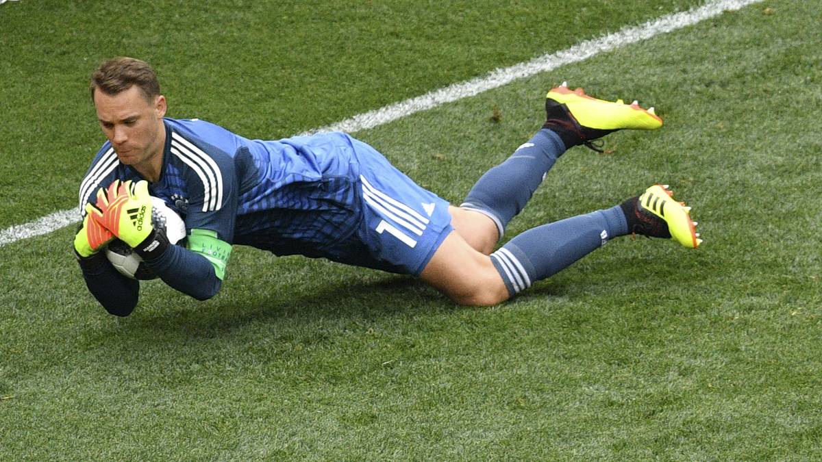 MANUEL NEUER: War in einer schwachen deutschen Mannschaft ein sicherer Rückhalt. Neuer strahlte Ruhe aus. Den Schuss von Herrera (10.) und den Kopfball von Moreno (15.) fing er locker. Am Gegentor machtlos. Fing viele Bälle vor dem eigenen Strafraum ab und ging am Ende mit nach vorne. SPORT1-Note: 2,5