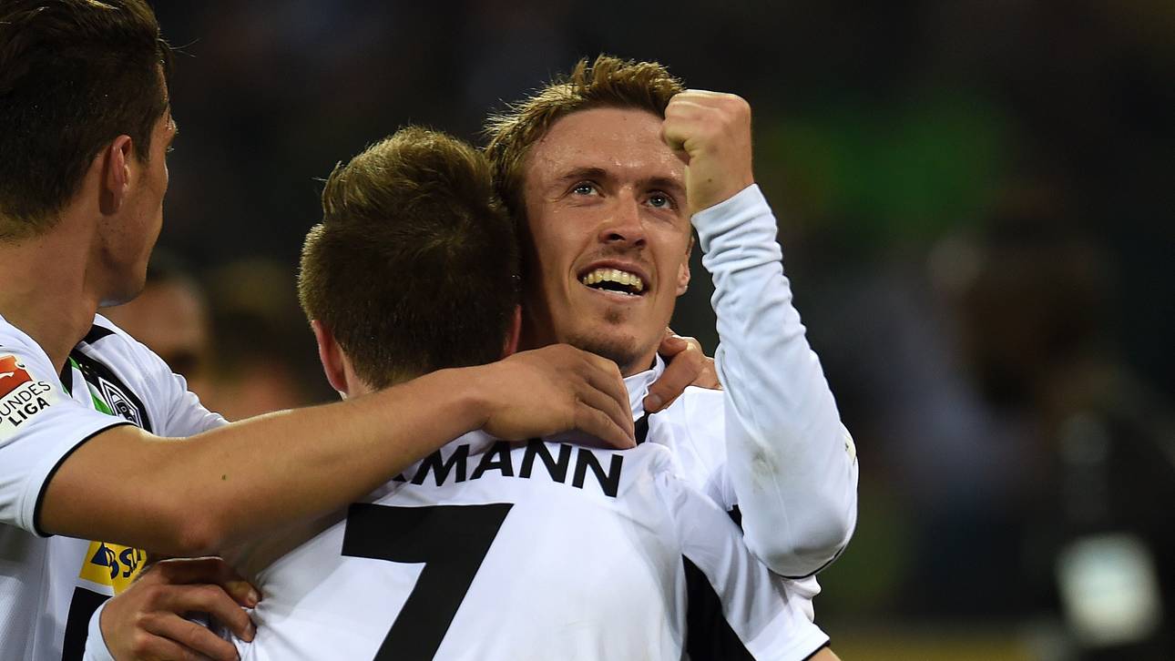 Gladbachs Max Kruse jubelt